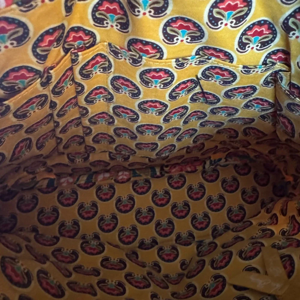 Vera Bradley Convertible Crossbody in Provencal NWT - Picture 5 of 8